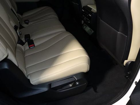 Used 2023 Acura MDX SH-AWD image 32