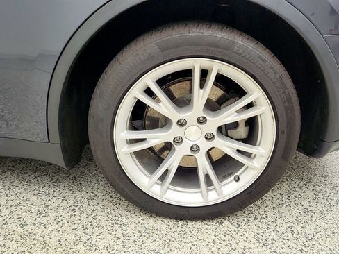 Used 2021 Tesla Model Y Long Range AWD/4WD image 9