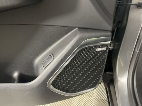 Used 2025 Buick Enclave Preferred image 23