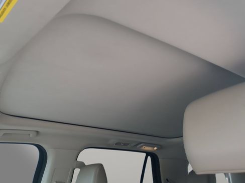 Certified 2023 Ford Expedition XLT RWD image 59