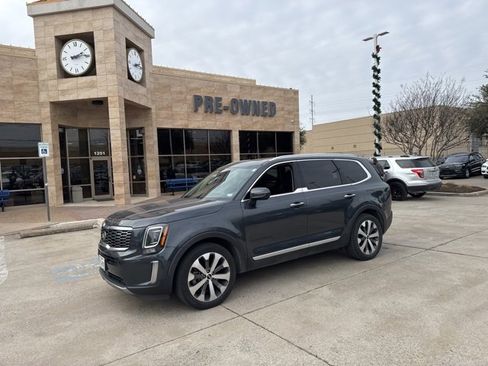 Used 2021 Kia Telluride S image 1