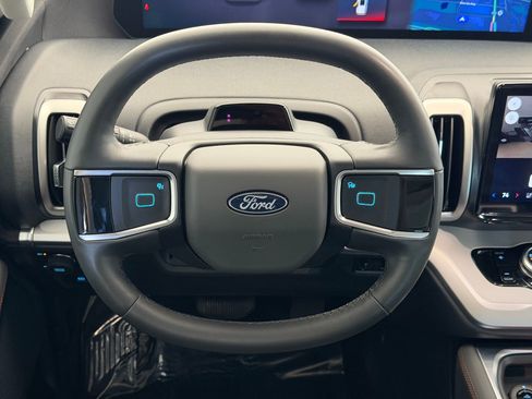 Certified 2025 Ford Expedition Max Active image 16