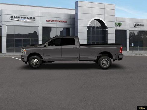 New 2026 RAM 3500 Laramie w/ Max Tow Package image 3
