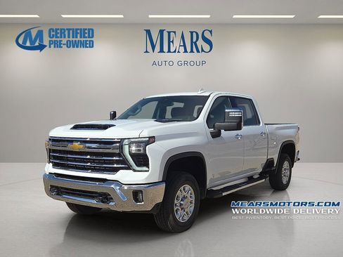 Used 2024 Chevrolet Silverado 2500 LTZ image 1