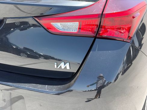 Used 2017 Toyota Corolla iM FWD image 4