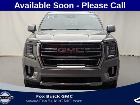 Certified 2023 GMC Yukon XL SLT w/ SLT Premium Package AWD/4WD image 2