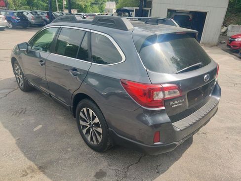 Used 2016 Subaru Outback 2.5i Limited AWD/4WD image 4