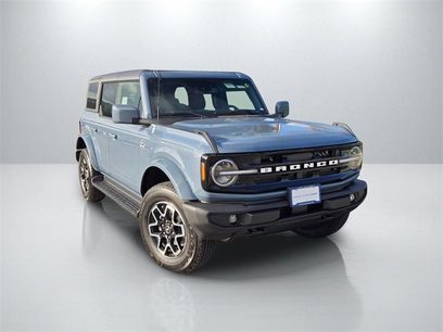 New 2025 Ford Bronco Outer Banks