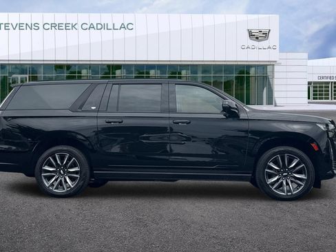 Used 2021 Cadillac Escalade ESV Sport w/ Driver Assist Tech Package AWD/4WD image 2