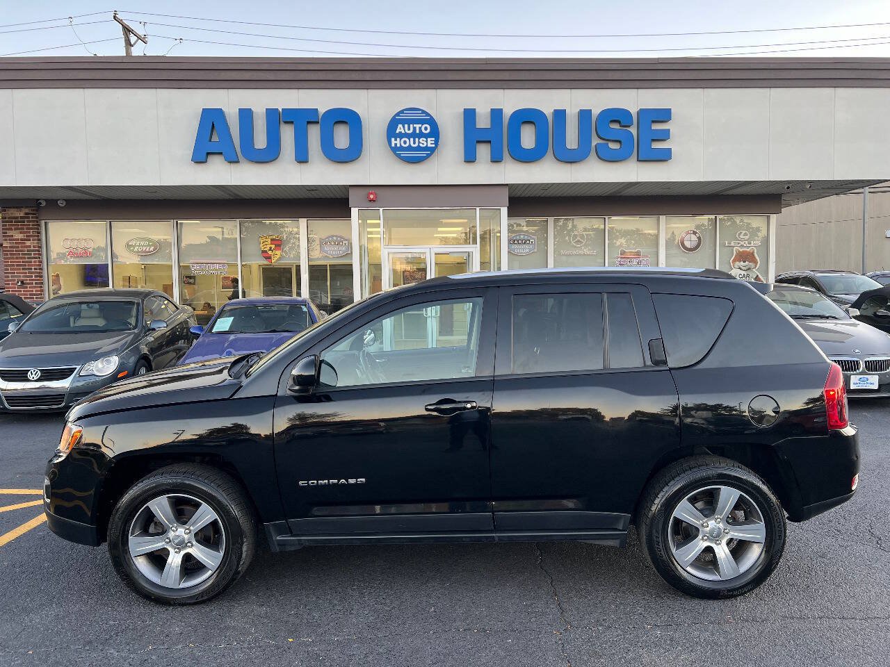 Used 2017 Jeep Compass High Altitude AWD/4WD image 8