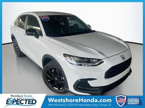 Used 2025 Honda HR-V Sport image 1