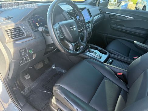 Certified 2023 Honda Passport EX-L image 12