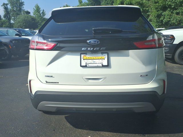 Used 2024 Ford Edge SEL w/ Convenience Package AWD/4WD image 6
