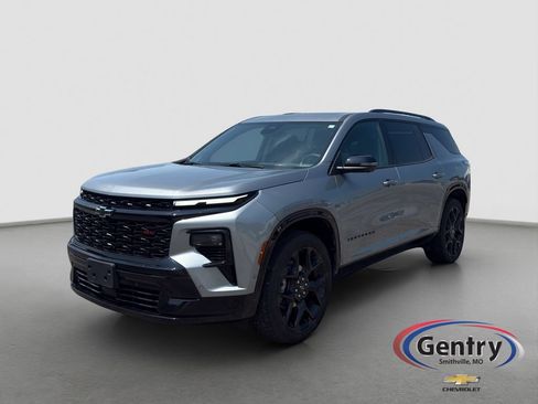 Used 2024 Chevrolet Traverse RS AWD/4WD image 1