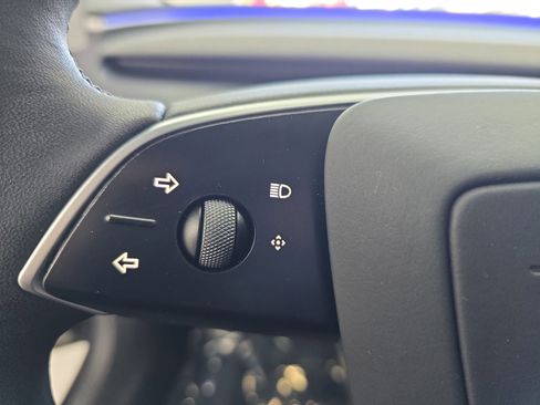 Used 2024 Tesla Model 3 Standard Range image 17