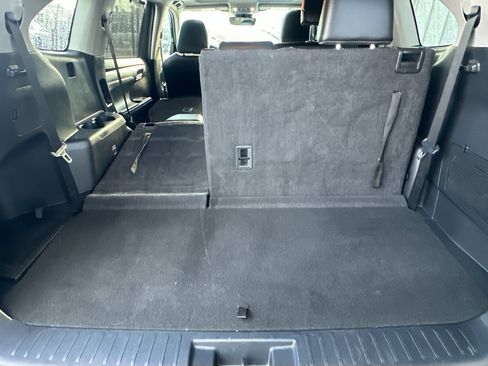 Used 2024 Toyota Highlander XLE image 15