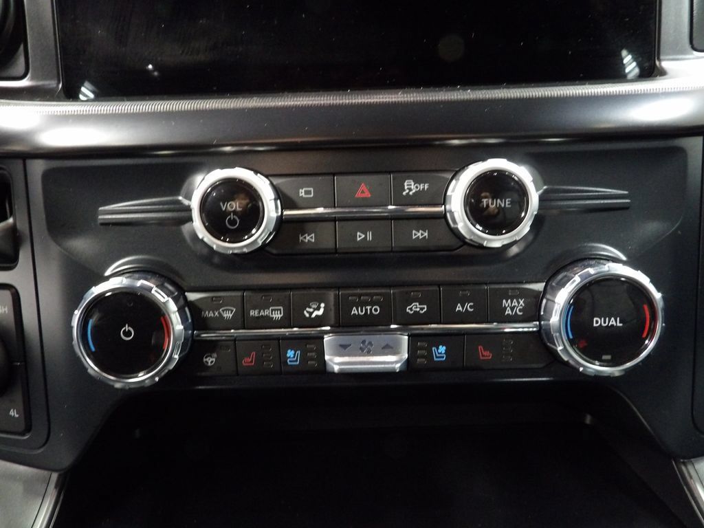 Used 2025 Ford F150 Lariat AWD/4WD image 61