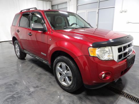 Used 2008 Ford Escape XLT AWD/4WD image 2