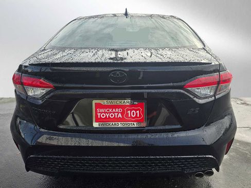 Used 2022 Toyota Corolla SE image 4
