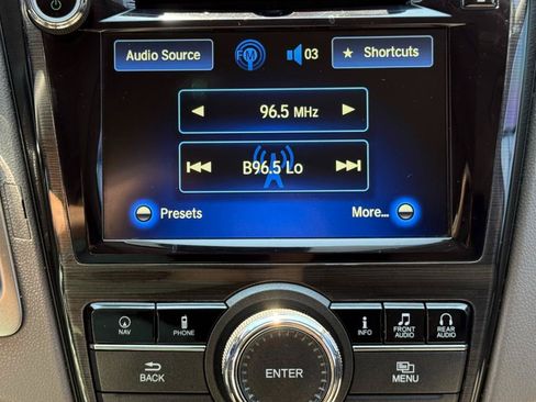 Used 2015 Honda Odyssey Touring image 12