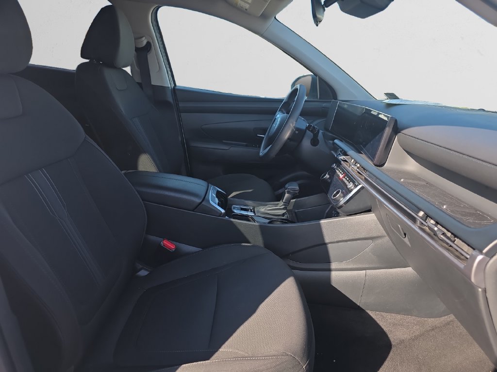 Used 2025 Hyundai Tucson SEL AWD/4WD image 16