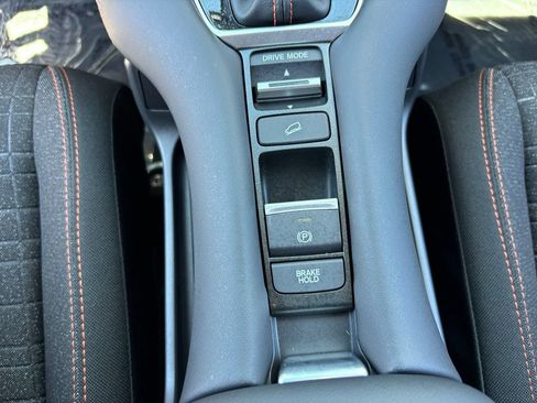 Certified 2026 Honda HR-V Sport image 25