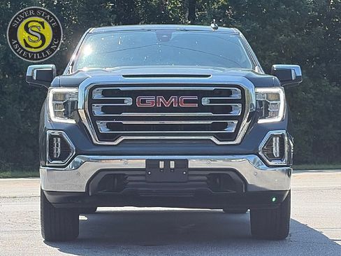 Used 2022 GMC Sierra 1500 SLT w/ SLT Premium Plus Package AWD/4WD image 2