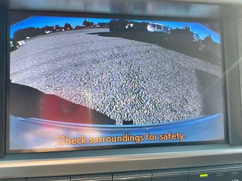 Used 2013 Lexus GX 460 image 23