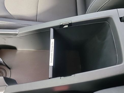 Used 2025 Kia Niro LX FWD image 33
