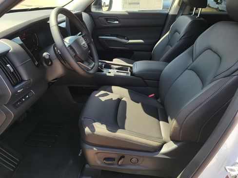 New 2026 Nissan Pathfinder SL w/ Cargo Package FWD image 19