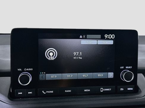 Used 2025 Honda Accord SE image 19