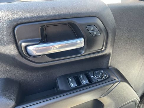 Used 2023 Chevrolet Silverado 1500 Custom AWD/4WD image 21