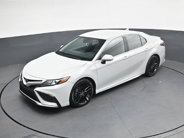 Used 2024 Toyota Camry XSE FWD image 29