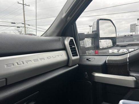 Used 2020 Ford F350 Lariat w/ Lariat Ultimate Package image 27