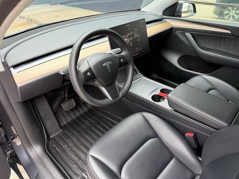 Used 2023 Tesla Model Y Long Range AWD/4WD image 20