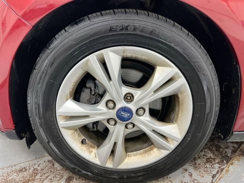 Used 2013 Ford Focus SE FWD image 25