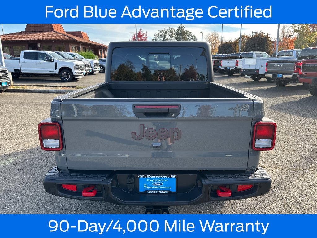Used 2022 Jeep Gladiator Rubicon w/ Trailer Tow Package AWD/4WD image 6
