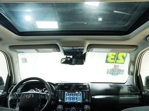 Used 2023 Toyota 4Runner TRD Off-Road Premium w/ Moonroof Package AWD/4WD image 21