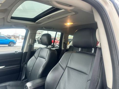 Used 2017 Jeep Compass High Altitude image 17