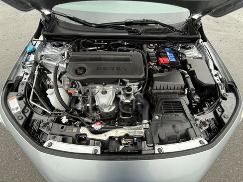 Used 2025 Honda Civic Sport image 30