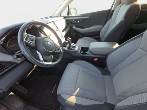 Used 2024 Subaru Outback Premium AWD/4WD image 7