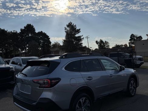 Used 2021 Subaru Outback Limited w/ Popular Package #2 image 8