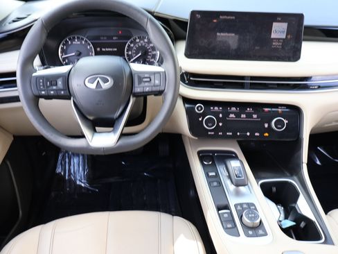 Certified 2023 INFINITI QX60 Pure image 19