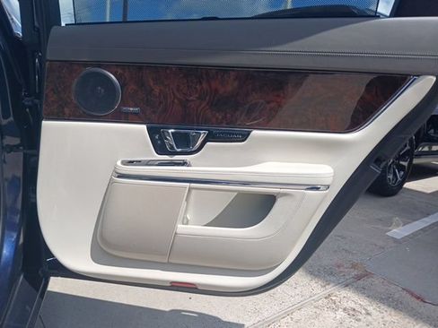 Used 2016 Jaguar XJ L Portfolio AWD/4WD image 9