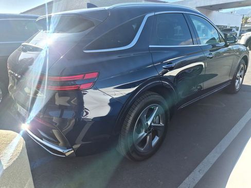 Used 2026 Genesis GV70 2.5T image 6