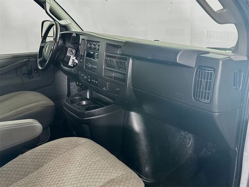 Used 2021 Chevrolet Express 2500 w/ Driver Convenience Package image 30