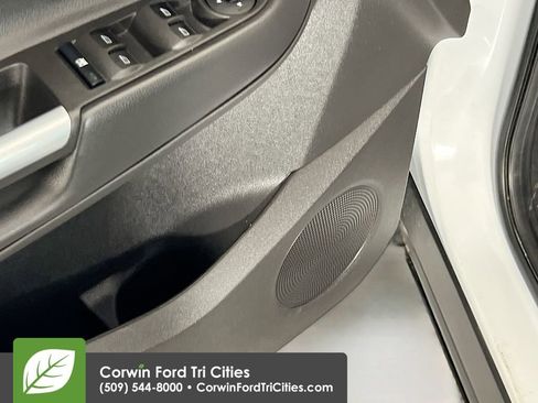 Used 2018 Ford Escape SE image 13