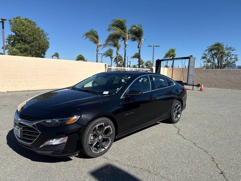 Used 2023 Chevrolet Malibu LT FWD image 4