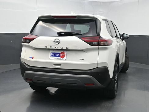 Used 2023 Nissan Rogue SV FWD image 38