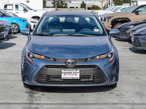New 2026 Toyota Corolla LE FWD image 2